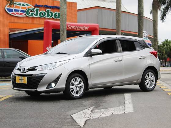 TOYOTA YARIS 1.3 16V FLEX XL MULTIDRIVE TOYOTA YARIS 1.3 16V FLEX XL MULTIDRIVE